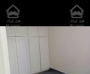 تک واحدی ،ویو ابدی به پارک،نزدیک به مراکز خرید