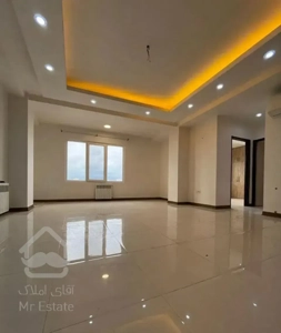 ۱۲۰ متری / دلباز و دلنشین / تراس قابل چیدمان