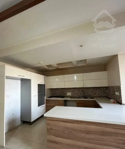 ۱۱۵متردرکه‌ویوکوهستان۲پارکینگ‌سندی‌ بالکن چیدمانی