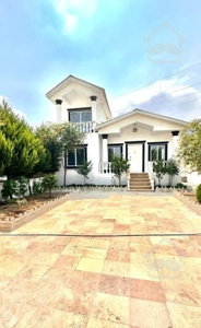 اجاره شبانه ویلا نیم پیلوت بزرگ