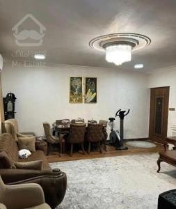 فروش اپارتمان/ دو طبقه دو واحد /پشت فرمانداری