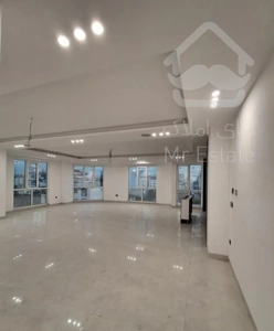 تکواحد ۲۰۵متر / دو نبش * سرتاسر پنجره / همافران