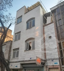 سوئیت ۳۵ متری با تراس ۲۰ متری