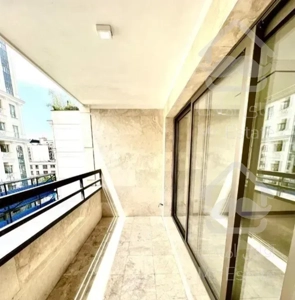 ۱۴۰ متر کلید نخورده سه خواب متریال برند المپیک