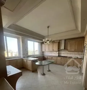 ۳۶۵متر ۴خواب  تراس کاربردی مناسب سرمایه گذاری