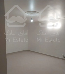 آپارتمان ۵۰متری/۱خواب/بر خیابان عراقی