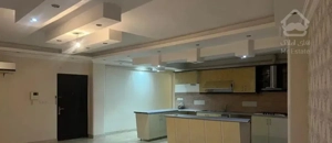 خیابان ۱۲۳ با پارکینگ اختصاصی طبقه اول