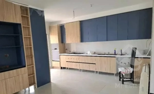 اجاره واحد ۲۰۰متری استخردار/ ۳خواب مستر/نوساز/ فول