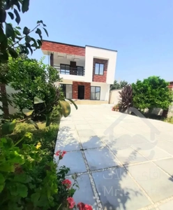 خانه ای رویایی جنگلی ویوحریف طلب استخردار170mبنا