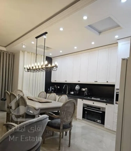 فروش آپارتمان ۱۳۱ متری ۳ خوابه