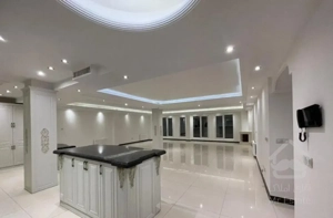 ۱۰۲متر طبقات بالا