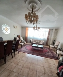 ۱۲۳‌متر طبقه اول فلکه اول صادقیه