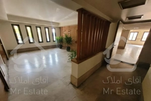 ۱۳۵ متر / بی رقیب در منطقه / خوش نقشه