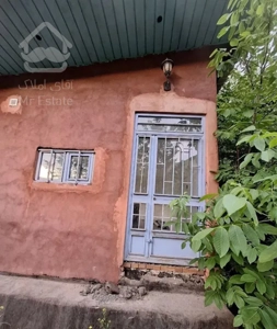 خونه باغ در روستای آهار