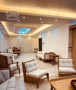 پنت هوس بسیار خوش نقشه در موقعیت عالی سر ۳راه