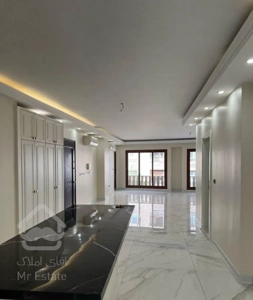 آپارتمان 195 متر/نوساز کلید نخورده/2 پارکینگ سند