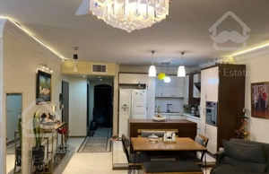 95متری. اقدسیه. چمنی