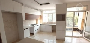 ۱۱۳ متر ۲ خوابه، فول امکانات، شرقی ها، تخلیه