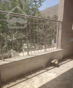 آپارتمان ۱۳۰متری ۳ خوابه شمالی آفتاب فاز ۲