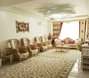 پونک ۹۱متر ۲خواب ( خوش نقشه ) سالن پرده خور