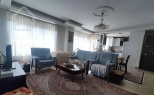 ۹۰ متری تک واحدی خوش نقشه طبقه ۳ سندی