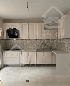 ۹۰ متر اپارتمان بالای میدان‌ولیعصر