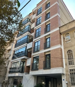 270 متر / طبقه آخر / لوکس ترین آپارتمان ساسان