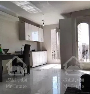 آپارتمان 83متری دوخواب