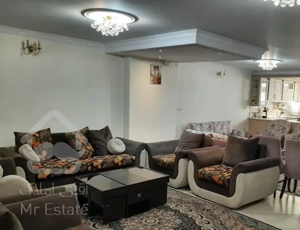 شمال شهرآرا ۱۱۰ متر ۲ خوابه با پارکینگ و انباری