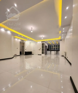 دریاچه چیتگر۱۳۰متر۳خ/محضری/فول/تهاتر/سنددار