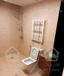 آپارتمان ۱۵۱ متر .کلید نخورده