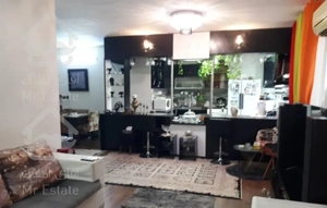 جمهوری فردوسی/۱۰۲متر دو خواب/فول، پارکینگ اضافی