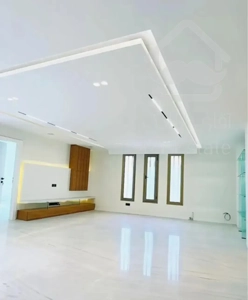 کوچه‌بهشت/۱۴۶ متر/حیاط اختصاصی/فول بازسازی