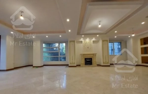 قلهک ۱۱۱متری دوخوابه