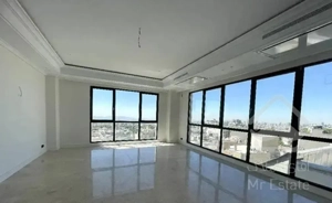 ۸۵ متر/شیک بازسازی/تک واحد/۲ پارکینگ/گذر برند غربی