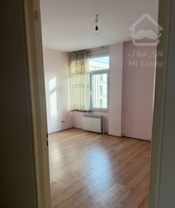 فروش آپارتمان ۱۳۴ متری ۲ خوابه در حکمت