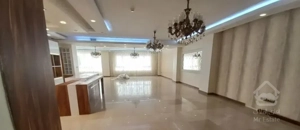 پاسداران ۱۴۰ متر ۲ خواب ۲ پارکینگ