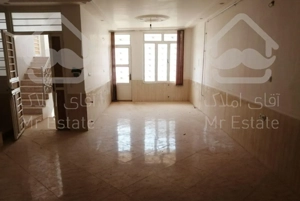 خانه ویلا سه خواب همکف نوساز گویم