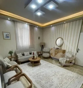 ۵۰متر/آسانسور دار /ده ساله /زیر قیمت