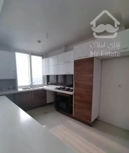 آپارتمان ۱۳۰ متری ولنجک هشترودی