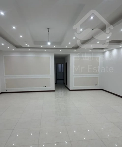 ۱۶۸ متر * ۳ خوابه / سند دار / ۲ پارکینگه