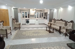 فروش آپارتمان ۱۰۷ متری ۳ خوابه در چهارصد دستگاه