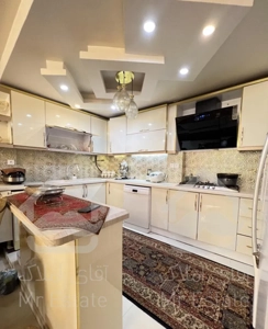 ۸۲ متر ۲ خواب / پارکینگ غیر مزاحم / بازسازی شده