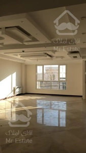 ۱۰۸ متر کلیدنخورده بالای میدان اتریش/راه آهن