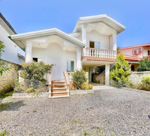 باغچه ویلاجنگلی  نور نما رومی ۲۶۰متر*۱۳۰بنا