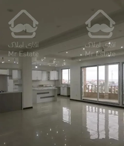 ۲۰۰متر /۳ خواب/شمال کاخ /رهن کامل