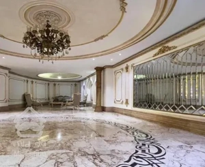 آپارتمان ۲۷۰ متری  در قلب نیاوران