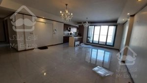 ۱۲۱متر خوش نقشه بدون پرتی غرق در نور شهرک راه اهن منطقه۲۲