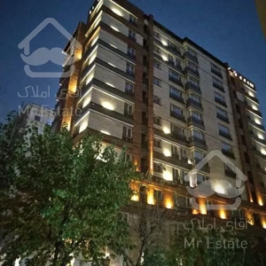 آپارتمان ۱۰۰ متری فول امکانات دو خوابه /پلازا /قابل تهاتر