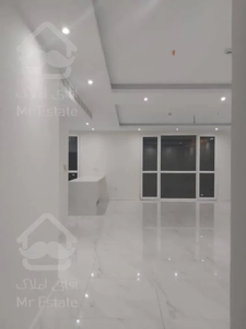 ۱۲۳ متر لاکچری و لوکس